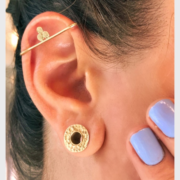 Ear Cuff - Picture 2 of 5